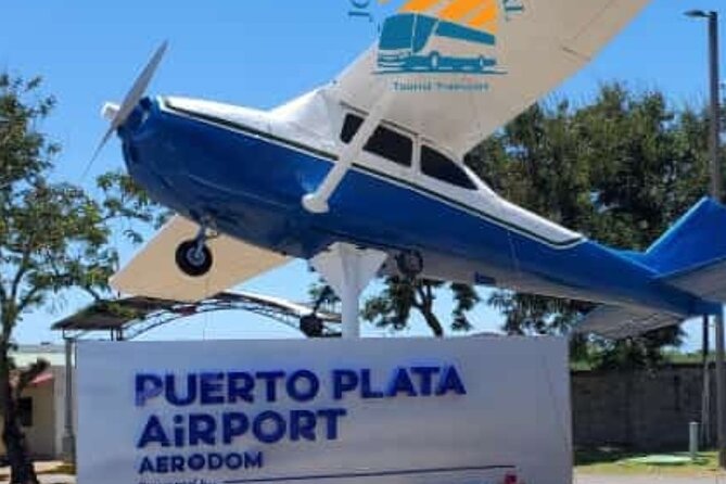 Private Transfer to and from Puerto Plata, Sosua, Cabarete - Comfort that matters on a short ride: reclining seats, AC, WiFi, and USB ports