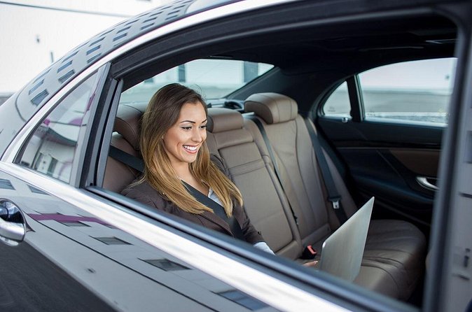 Private Transfer to Punta Cana Airport (PUJ) - Door-to-Door vs. DIY Taxi: When Private Wins