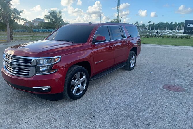 Private Transfers PuntaCana Airport to Uvero Alto Hotels in Dominican Republic - Airport meeting: your best moves when Punta Cana feels crowded