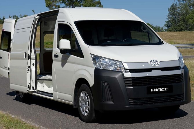 Private transportation from PUJ to Punta Cana hotels - The ride to your Punta Cana hotel: timing, comfort, and small perks