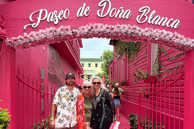 Puerto Plata City Tour (POP) private taxi - Umbrella Street and Pink Street for Quick Color and Easy Photos