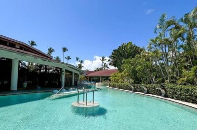 (PUJ) Punta Cana Airport Private Transfers to Hotels - The Luxury Minivan Ride: Comfort, Air Conditioning, and Luggage Space