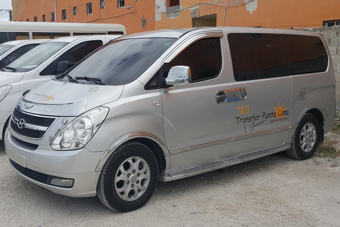 Punta Cana Airport (PUJ) To Cap Cana Hotels (One way) - Getting from PUJ to Cap Cana: what the pickup really feels like