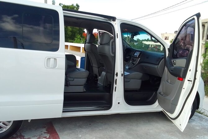 Punta Cana Airport PUJ Transfer Roundtrip to Hotels - The Main Risk: Communication Glitches and “Out of Area” Fees