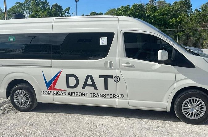 Punta Cana Airport to HYATT ZIVA & ZILARA RESORTS in CAP CANA R/T - Arrival at the Resort: Let the Driver Handle the Final Steps
