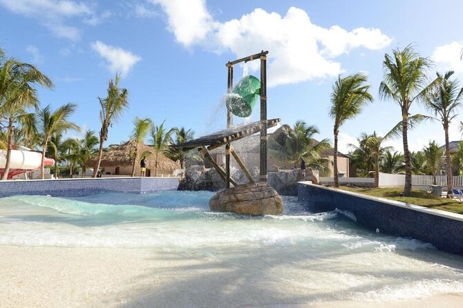 Punta Cana Airport to or from Royalton Splash Private Transfer - How the SMS Support From Julio Helps You Travel Lighter