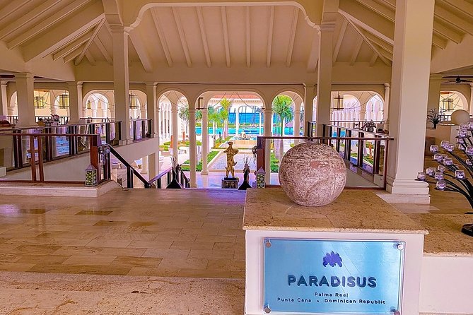 Punta Cana Airport to PARADISUS PALMA REAL in Punta Cana R/T - From PUJ to Your Resort: Why This Transfer Feels Worth It