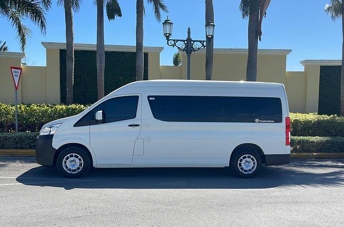 Punta Cana Airport to Punta Cana Hotels ( up to 25 km) - Who this transfer suits best (and who should skip it)