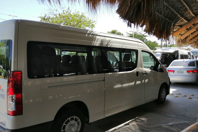Punta Cana Airport to Punta Cana Hotels ( up to 25 km) - Price and value: how $33 per group can work