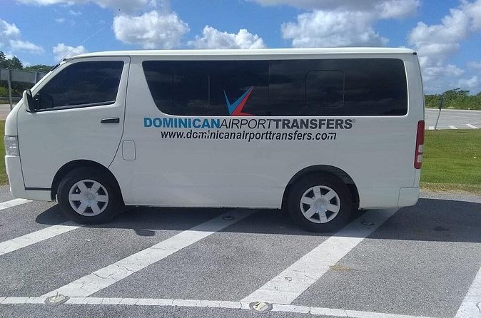 Punta Cana Airport to TRS TURQUESA R/T - Drop-Off at TRS Turquesa: Getting From Van to Vacation
