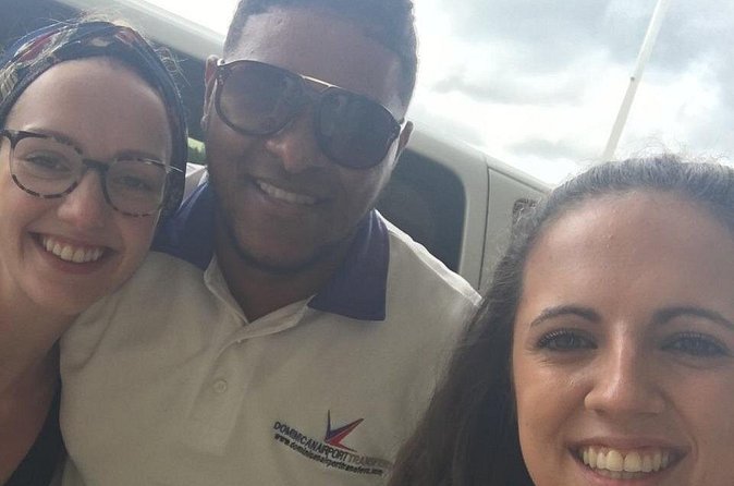 Punta Cana Airport to TRS TURQUESA R/T - Price and Value: $160 Per Group Can Be a Smart Move