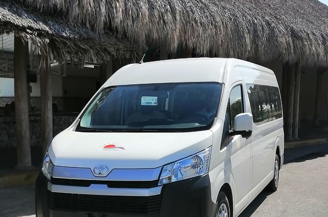 Punta Cana Airport To Uvero Alto Hotels (up to 50 km) - Value and price: $64 per group up to 6