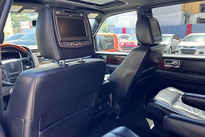 Punta Cana Airport Transfer: Luxuty Ride to Your Hotel - Why the driver communication feels premium (Juan, Juan Torres, Micky/Mickey)