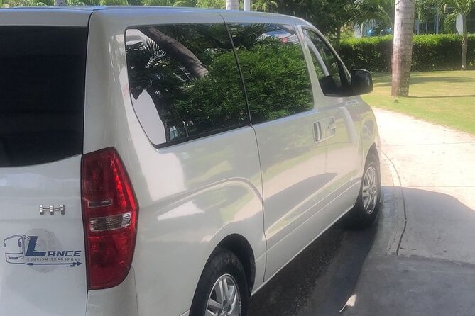 Punta Cana Airport Transfer ⟺ La Romana, Dominicus, Bayahibe - Price and value: the $160 group rate makes sense when you split it