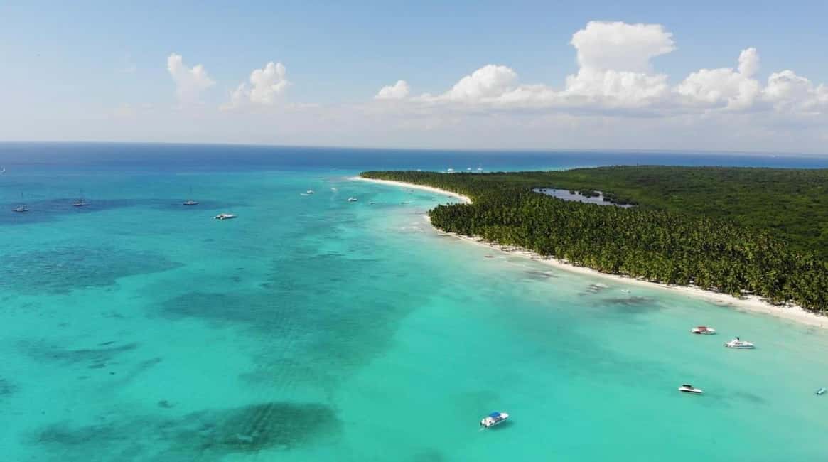 Punta Cana: All Inclusive Saona Island Experience - Catamaran or Speedboat With Open Bar and Caribbean Music
