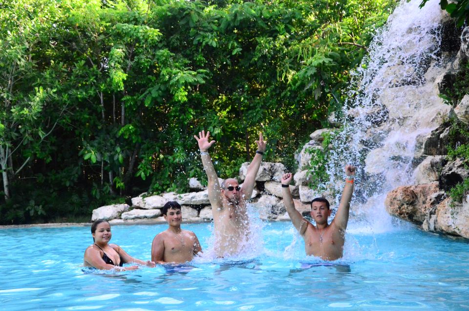 Punta Cana: Bavaro Adventure Park Full-Access Ticket & Lunch - What lunch feels like (and why drinks matter)