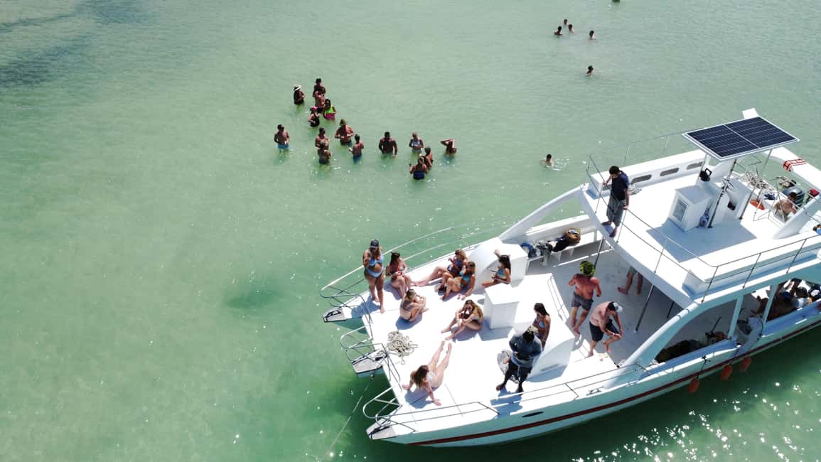 Punta Cana: Booze Cruise with Snorkel and Natural Pool Stop - The Reef Snorkeling Stop: Built for Easy Water Time