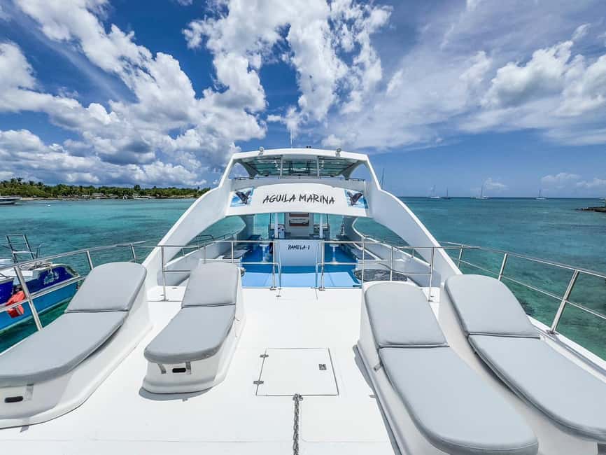 Punta Cana: Exclusive Private Catamaran Tour to Saona Island – VIP Service - Pickup and the Trip to Bayahibe Pier (8:00 to 8:20 Start)