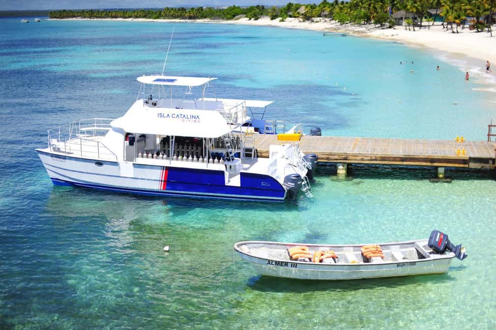Punta Cana: Full-Day Snorkeling Tour to Catalina Island - Boarding the Paradise Ship: Briefing, Safety, and First Drinks