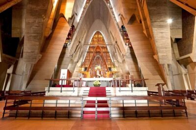 Punta Cana: Higuey City Tour - Visit the Basilica Cathedral - Entering the Basilica Virgen de la Altagracia: What You’ll See and Feel