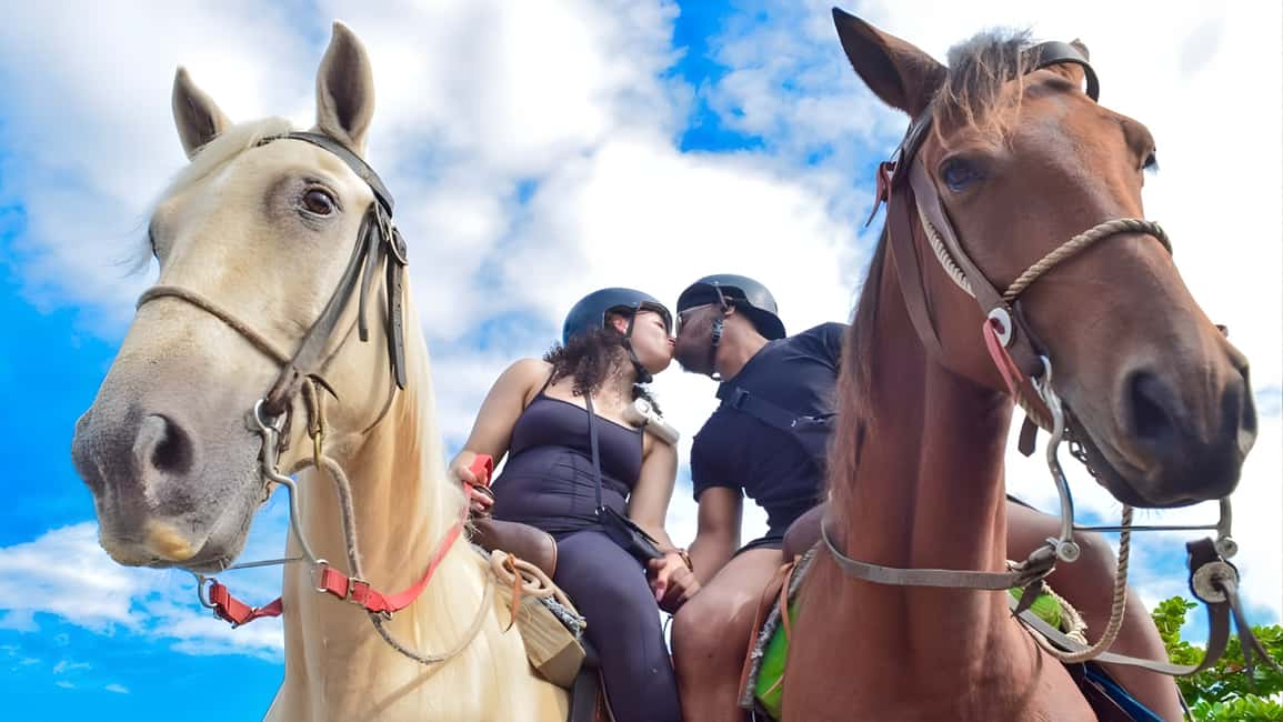 Punta Cana Horseback Ride at Macao Beach. - Pickup and getting to the start: timing and meeting points