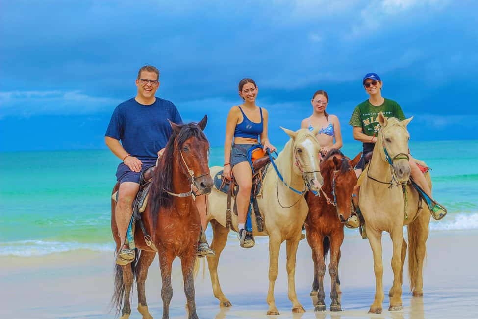 Punta Cana Horseback riding & Sunset + beach + free pick-up - Pick-up, transfer, and how long it can take in real life