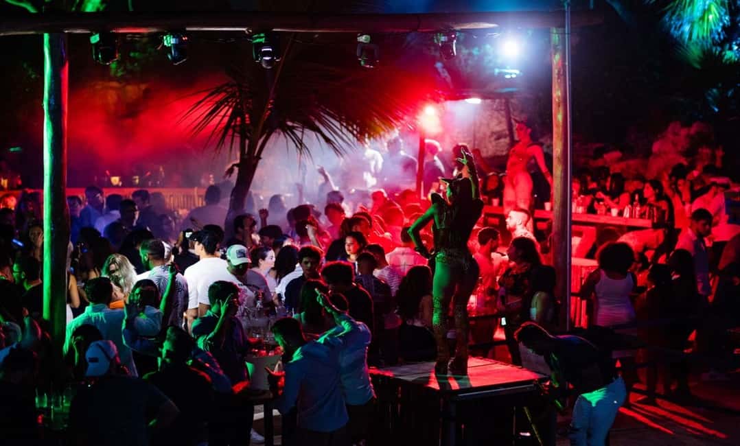 Punta Cana: Maroca Club Open Bar (Entry, Drinks & Transfers) - Common Snags to Plan For in Punta Cana Club Nights