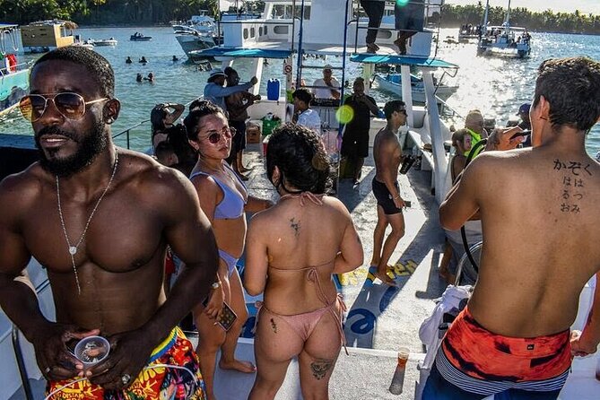 Punta Cana: Party Boat + Snorkeling Diving Music Drink Open Bar - Timing and the sunset promise
