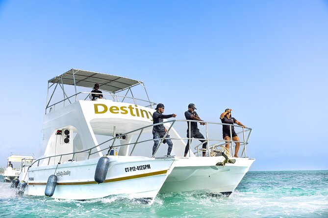 Punta Cana Private Boat Tour with Open Bar and BBQ - Stop one: sailing Punta Cana coast, then BBQ and drinks