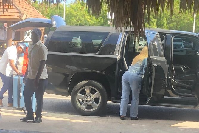 Punta Cana Private Transportation - The 25–30 Minute Ride: Comfort, Safety, and A/C That Actually Helps
