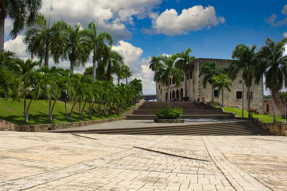 Punta Cana: Santo Domingo Private Day Trip - El Faro a Colón and why the view stop is more than a photo break
