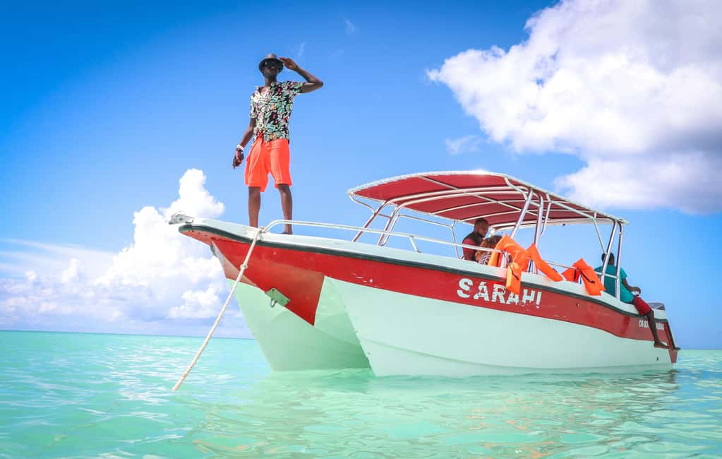 Punta Cana: Saona Islan Full Day With Catamaran and buffet - Lunch, drinks, and how long you’re actually ashore
