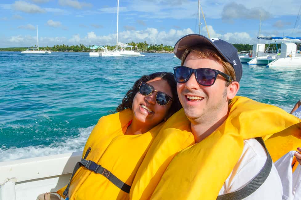 Punta Cana: Saona Island All Included Open Bar Catamaran - Isla Saona arrival: what you do with your time on land