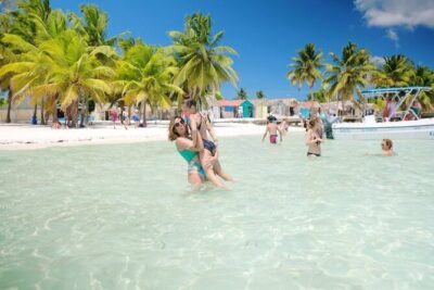 Punta Cana: Saona Island Catamaran Open Bar / Food Hotel Pickup - The Ride Out: Catamaran vs. Speedboat (and Why It Matters)