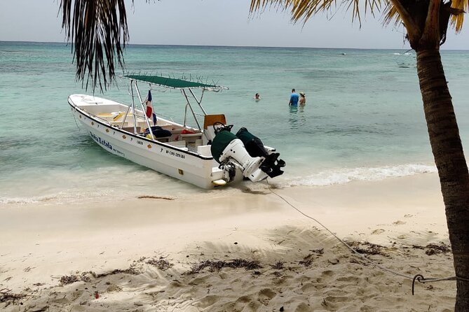 Punta Cana: Saona Island Food And Drink Catamaran Hotel Pickup - Mano Juan view: a quiet cultural contrast