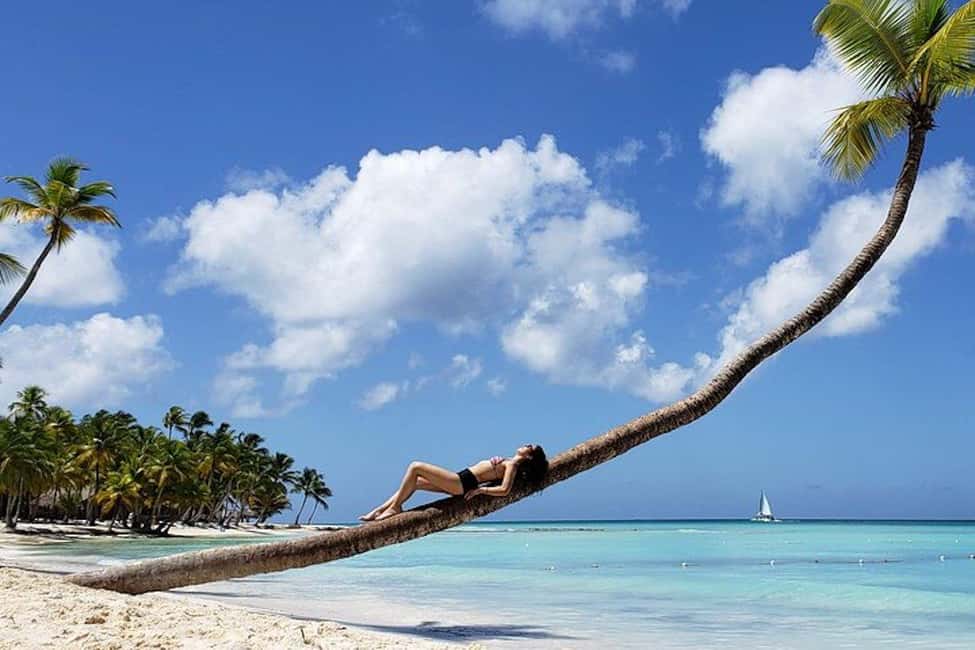 Punta Cana: Saona Island Full-Day Group Tour - Pickup Options and the Bayahibe Safety Briefing