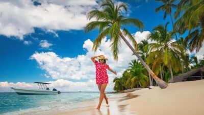 Punta Cana: Saona Island Speedboat and Catamaran Tour - Entering the Day: From Your Hotel to Bayahibe