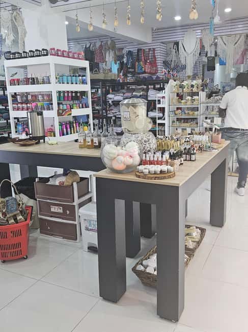 Punta Cana: Souvenir Shopping Tour with Traditional Tastings - Key Points to Know Before You Go