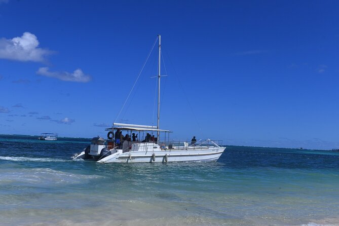 Punta Cana Sunset Catamaran Cruise with BBQ, Champagne & Music - The private cruise factor: what you gain from going just your group