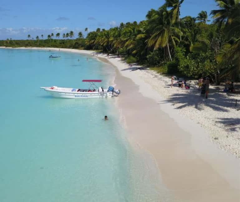 Punta Cana: VIP Private Speedboat Escape to Saona Island - Punta Cana to Saona: what makes this VIP day feel different