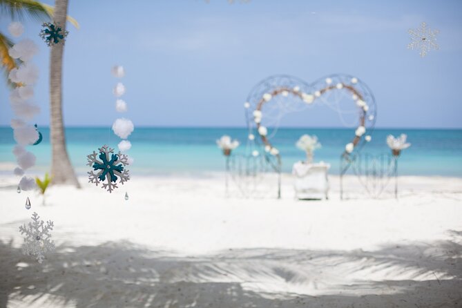 Punta Cana wedding photographer, Wedding ceremony - Macao Beach wedding photography: why the location matters