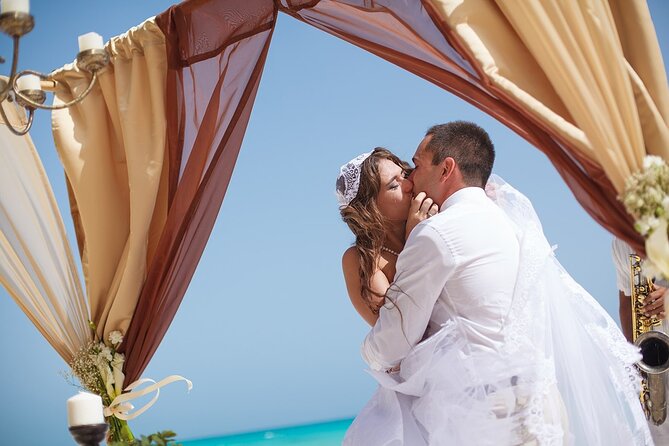 Punta Cana wedding photographer, Wedding ceremony - How the day plays out: 3 hours with 1 hour of focused shooting