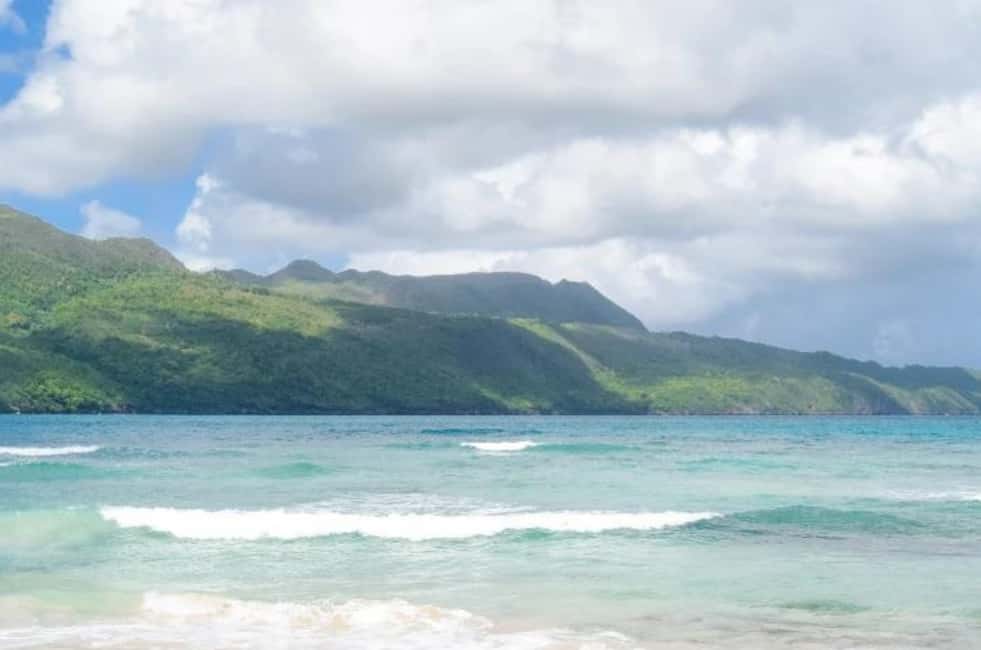 Punta Cana: Whale Watching, Cayo Levantado & Limon Waterfall - Cayo Levantado by catamaran: 90 minutes of beach reward