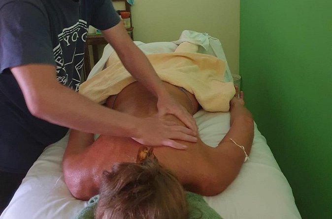 Relaxing massage in Bávaro Punta Cana - Getting there: Plaza Victoriana meeting point and what to bring