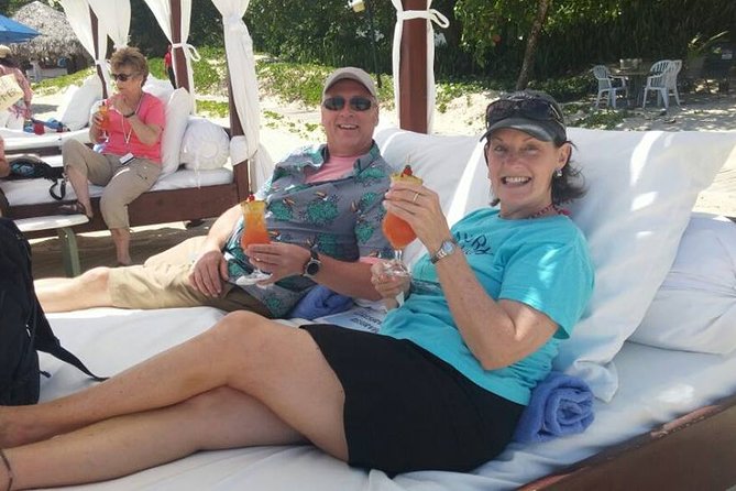 Resort Beach Escape - Amber Cove & Taino Bay - The size of the group and the role of the guides