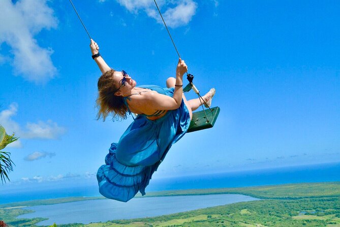 Round Mountain Adventure - Montaña Redonda: swings, hammocks, and a 4x4 ride to clean-air views