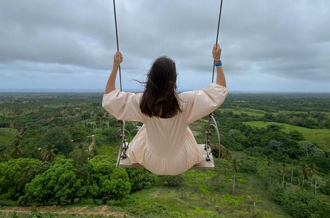 Round mountain and Esmeralda beach tour from punta cana - Playa Esmeralda: A Quiet, Coconut-Lined Beach With Calm Water