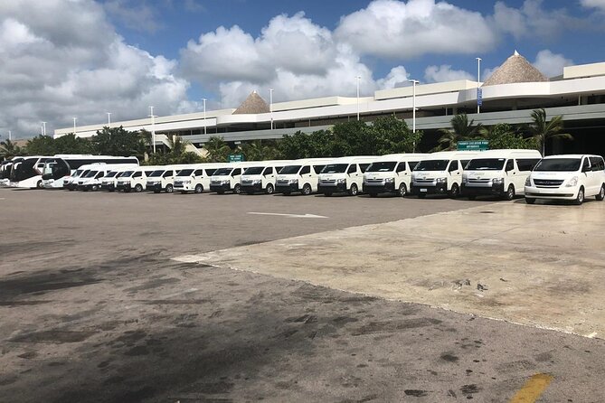 Round Trip Airport Transfers / Uvero Alto / Hotel - Price and value: what $159 per group really buys