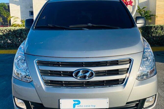 Round Trip Airport Transfers / Uvero Alto / Hotel - Arrival day: airport pickup at Punta Cana International