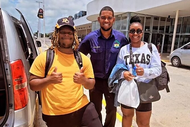 Round-Trip from punta cana airport to bavaro - The 30-Minute Ride: AC Comfort and Wi‑Fi for the Travel Wait